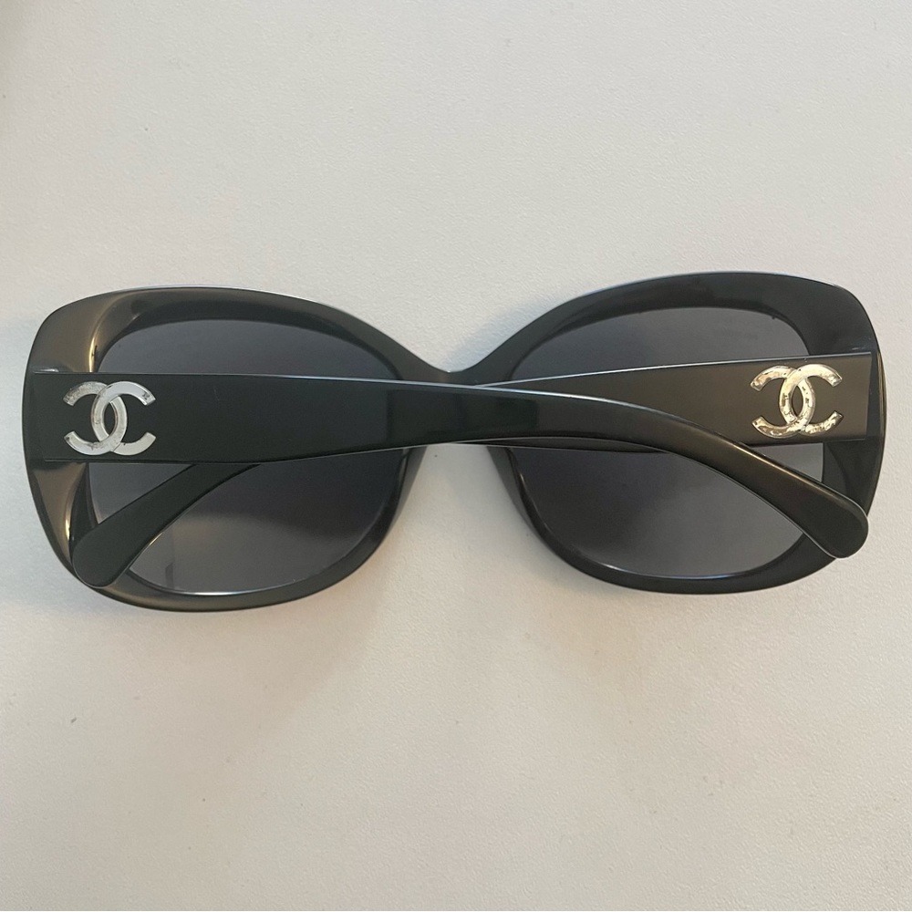 Chanel Sunglasses Authentic Black and Silver